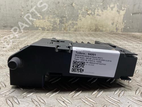 fuse-box-mercedes-benz-s-class-w221-v221-2005-2006-2007-2008-2009-2010-2011-2012-2013-35944406 main image