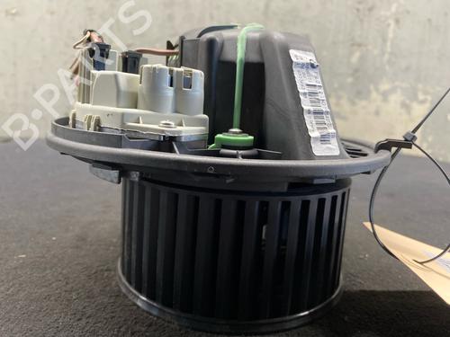 Used Heater blower motor Heater blower motor BMW 1 (E87) 120 d (177 hp) 36406117 36406117