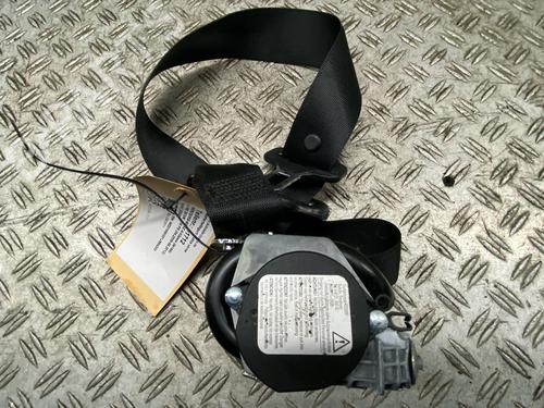 Used Front right seatbelt MERCEDES-BENZ A-CLASS (W169) A 180 (169.032, 169.332) (116 hp) 31039241