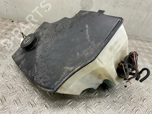 Used Windscreen washer tank BMW X3 (E83) 3.0 d (218 hp) 24126605