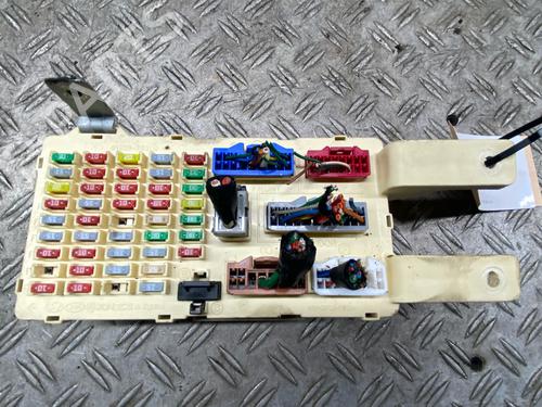 Used Fuse box HYUNDAI SANTA FÉ II (CM) 2.2 CRDi 4x4 (155 hp) 27478777