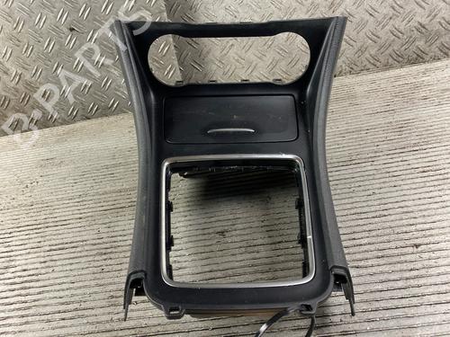 Mittelkonsole MERCEDES-BENZ A-CLASS (W176) A 180 (176.042) (122 hp) 22618832