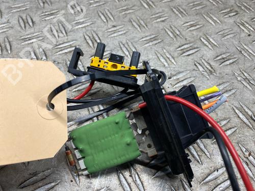 Elektronisk sensor RENAULT TWINGO II (CN0_) 1.2 16V (CN0K, CN0V, CN0A) | BP28075780M84 