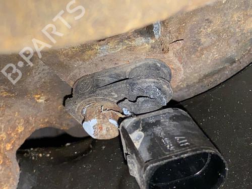 Left front steering knuckle AUDI A3 Limousine (8VS, 8VM) 1.0 TFSI | BP32497631M25