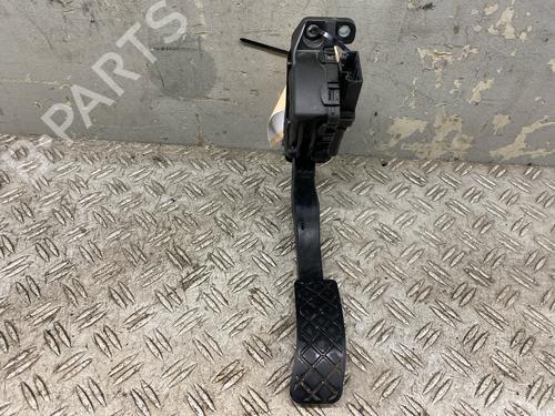 Used Pedal AUDI A6 C6 Avant (4F5) 3.0 TDI quattro (233 hp) 27704629