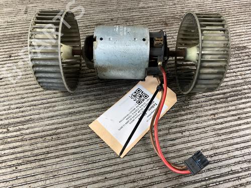 Heater blower motor MERCEDES-BENZ S-CLASS (W221, V221) S 400 Hybrid (221.095, 221.195) | BP20698184M62 