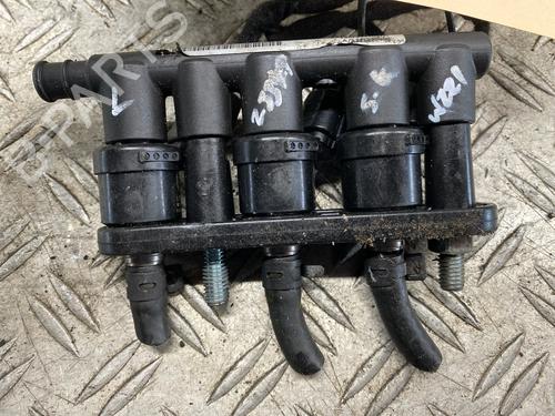 Used Injection rail Injection rail MERCEDES-BENZ S-CLASS (W221, V221) S 350 4-matic (221.087, 221.187) (272 hp) 36108596 36108596