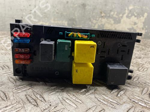 Used Fuse box Fuse box MERCEDES-BENZ E-CLASS (W210) E 280 (210.063) (204 hp) 36570239 36570239