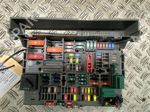 Used Fuse box BMW 3 Touring (E91) 318 i (143 hp) 29613092
