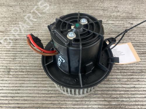 Heater blower motor MERCEDES-BENZ C-CLASS (W204) C 350 (204.056) | BP17786729M62 