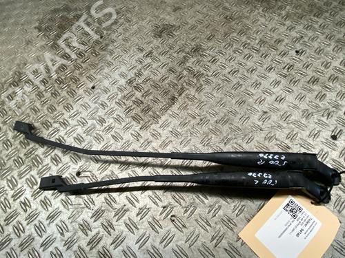 Vindspejlsviskerarm Vindspejlsviskerarm FIAT 500 (312_) 1.2 (312AXA1A) (69 hp) 33984980 33984980