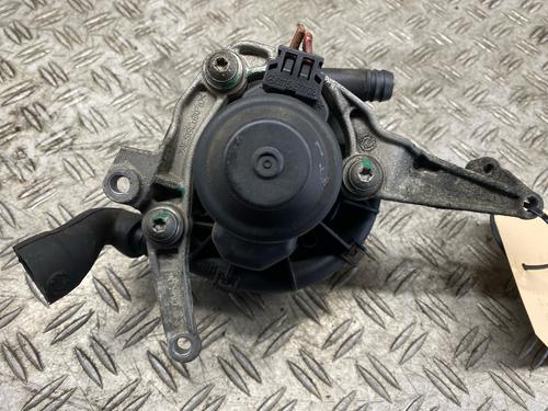 Used Secondary air pump Secondary air pump MERCEDES-BENZ S-CLASS (W221, V221) S 350 4-matic (221.087, 221.187) (272 hp) 36132368 36132368