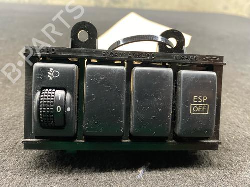 Spak kontakt Spak kontakt NISSAN X-TRAIL II (T31) 2.5 4x4 (169 hp) 39748895 39748895