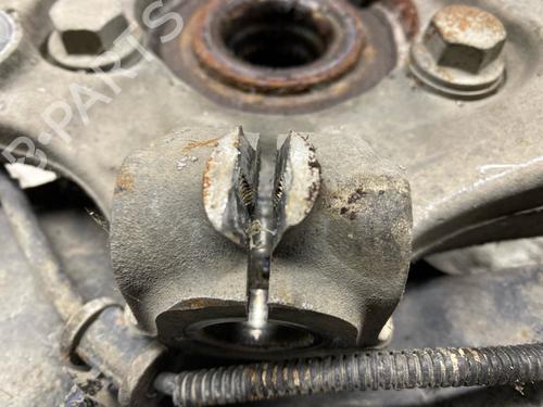 Right front steering knuckle OPEL INSIGNIA A (G09) 2.0 CDTI (68) | BP31039224M26