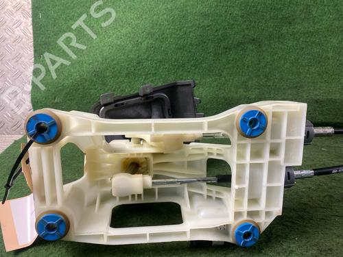 Gear lever KIA CEE'D Hatchback (ED) 1.4 | BP20319028M90 