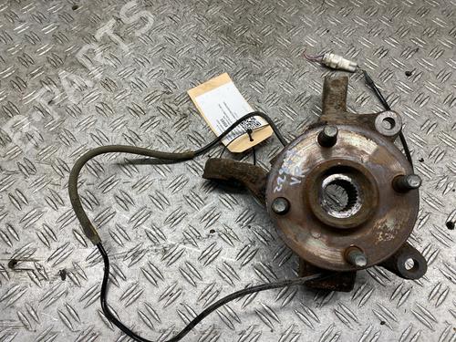 Used Right front steering knuckle TOYOTA YARIS (_P9_) 1.3 VVT-i (SCP90_, SCP90R) (87 hp) 24824059