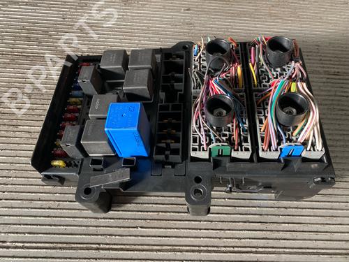 Fuse box CHRYSLER VOYAGER / GRAND VOYAGER III (GS_, NS_) 2.0 i (133 hp) 16751248