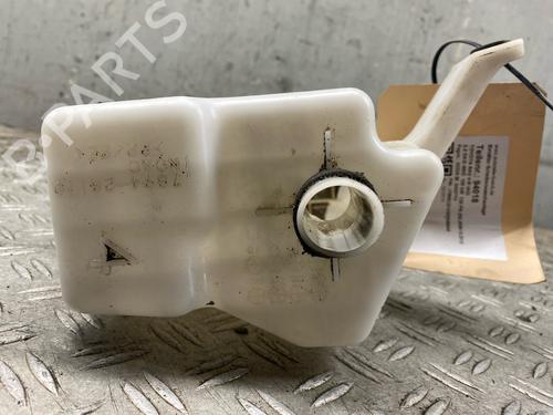 Sprinklertank Sprinklertank TOYOTA RAV 4 III (_A3_) 2.2 D 4WD (ALA30_, ALA30R) (136 hp) 33829929 33829929