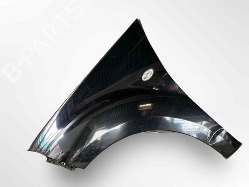 Used Left front fenders Left front fenders 37692943 37692943