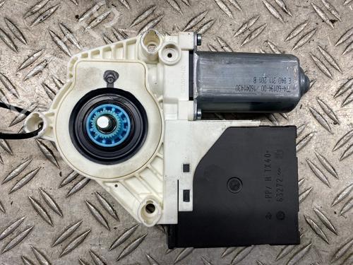 Used Right front window motor VW SCIROCCO III (137, 138) 1.4 TSI (160 hp) 30768954