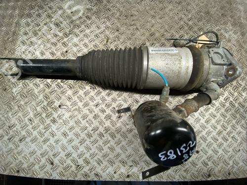 Used Rear right wheel arch trim AUDI A8 D3 (4E2, 4E8) 4.2 TDI quattro (326 hp) 29946735