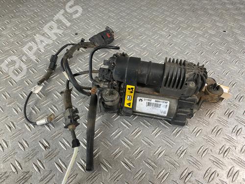 Used Suspension compressor JEEP GRAND CHEROKEE IV (WK, WK2) 3.0 CRD V6 4x4 (241 hp) 10106640