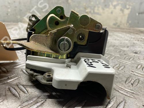 rear-right-lock-mercedes-benz-e-class-w124-1993-1994-1995-1996-36673776 main image