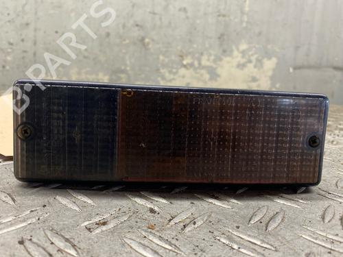 Used Right front indicator Right front indicator JAGUAR XJ (XJ40, XJ81) 6 3.2 24V (199 hp) 34152772 34152772