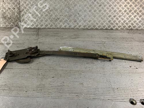 Used Front left window mechanism MERCEDES-BENZ S-CLASS Saloon (W108, W109) 250 S (108.012) (130 hp) 15545676