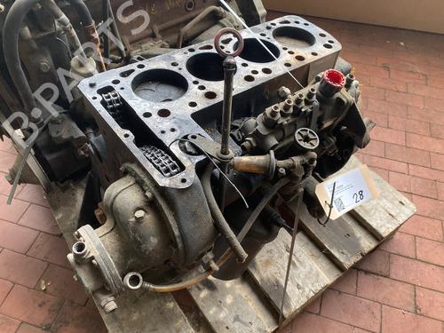 Otra MERCEDES-BENZ HECKFLOSSE (W110) 190 DC (110.110) (54 hp) 14606572