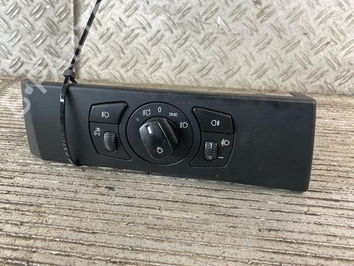 Used Headlight switch BMW 5 (E60) 520 i (170 hp) 21502718