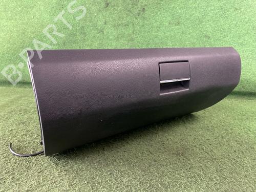 Used Glove box MERCEDES-BENZ A-CLASS (W169) A 160 (169.031, 169.331) (95 hp) 16920855