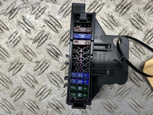 Scatola Fusibili SKODA CITIGO (NF1) 1.0 CNG (68 hp) 31331660