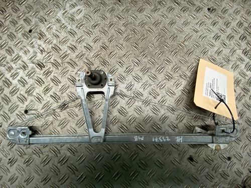 Used Rear left window mechanism Rear left window mechanism MERCEDES-BENZ E-CLASS (W124) E 220 (124.022) (150 hp) 36667360 36667360
