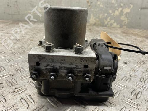 Used ABS pump ABS pump MERCEDES-BENZ A-CLASS (W169) A 180 (169.032, 169.332) (116 hp) 40292272 40292272