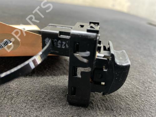 Left front window switch PEUGEOT PARTNER Box Body/MPV 1.6 BlueHDi 100 | BP39689848I27 - Image 3