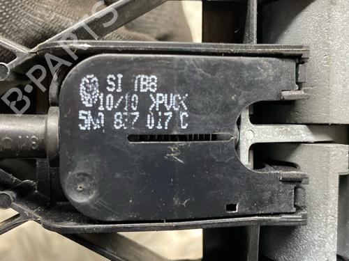 Rear left exterior door handle VW GOLF VI (5K1) 2.0 TDI | BP28426197C130 