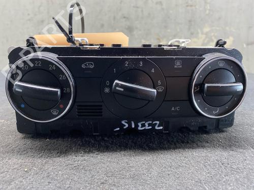 Used Climate control Climate control MERCEDES-BENZ A-CLASS (W169) A 200 (169.033, 169.333) (136 hp) 33819412 33819412