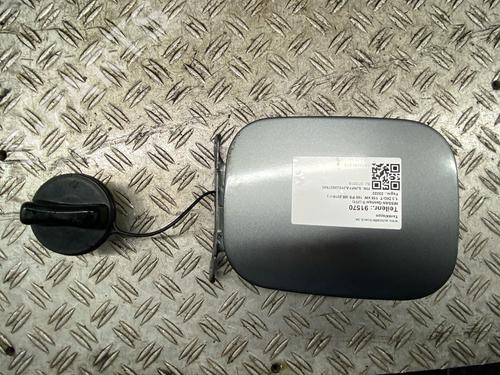 Tappo del serbatoio NISSAN QASHQAI II (J11, J11_) 1.3 DIG-T (160 hp) 30964085
