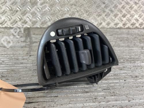 Air vent JAGUAR XJ (X308) 4.0 GND6727AC