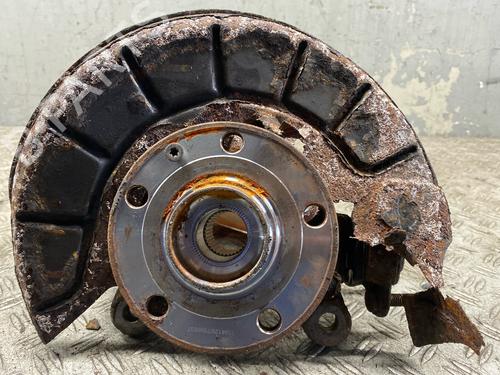 Used Left front steering knuckle AUDI A3 (8P1) 2.0 TDI 16V (140 hp) 33018382