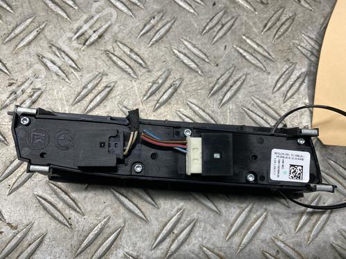 Switch BMW 5 Touring (F11) 520 d | BP26604719I30 