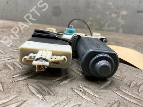 Rudehejsemotor bagstkærm højre VW GOLF VI (5K1) 2.0 TDI | BP28423812E22