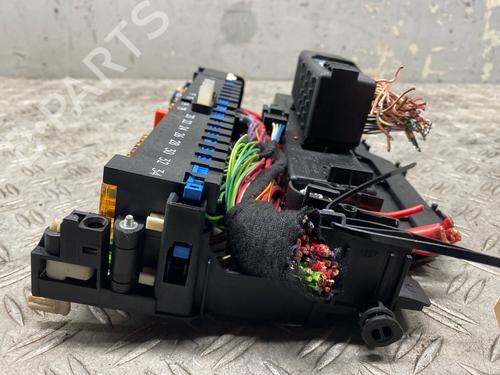 Fuse box BMW X3 (E83) 2.5 si | BP26979214E1 