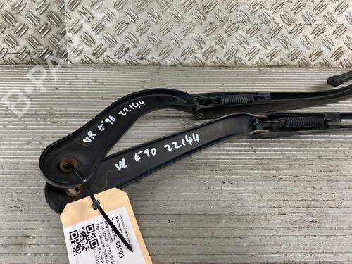 Front windshield wiper arm BMW 3 (E90) 325 d | BP14606968C143 