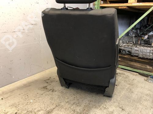 Right front seat OPEL AGILA (B) (H08) 1.3 CDTI (F68) | BP10988659C16 