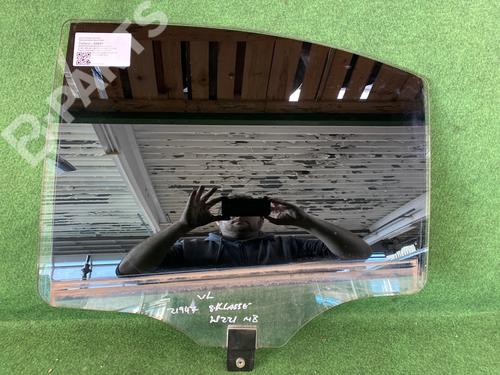 Used Rear left quarter glass Rear left quarter glass MERCEDES-BENZ S-CLASS (W221, V221) S 500 (221.071, 221.171) (388 hp) 11028587 11028587