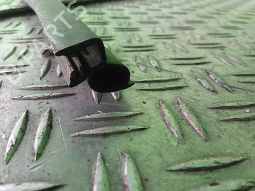 Used Rubber door seal JEEP CHEROKEE (KJ) 2.8 CRD 4x4 (150 hp) 14603875