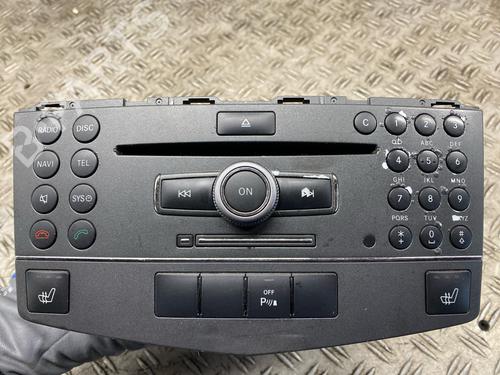 Used Radio MERCEDES-BENZ C-CLASS T-Model (S204) C 220 CDI (204.202) (170 hp) 30470854