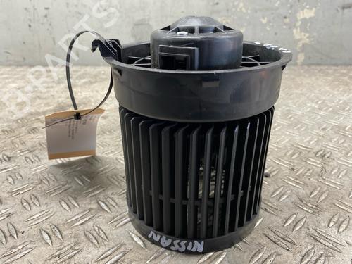 Used Heater blower motor NISSAN QASHQAI II SUV (J11, J11_) 1.2 DIG-T (115 hp) 27631125